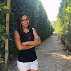 Meet your Posher, Gabriela